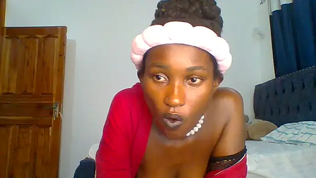 Snapshot of seductive_leex chatting on September 18, 2:57 am seductive leex online show from September 18, 2:57 am