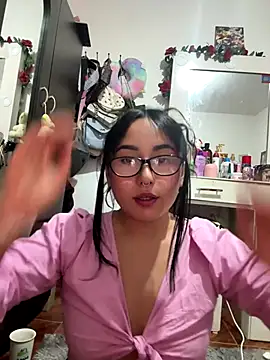 Snapshot of saranghae_ chatting on September 13, 1:27 am saranghae online show from September 13, 1:27 am