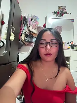 Snapshot of saranghae_ chatting on October 9, 3:37 am saranghae online show from October 9, 3:37 am