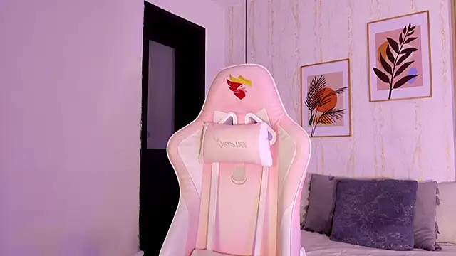 Ayleen Dunkan online show from September 25, 12:31 pm