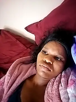 Snapshot of Seductive_Yellow_Titties chatting on September 28, 1:05 pm Seductive Yellow Titties online show from September 28, 1:05 pm