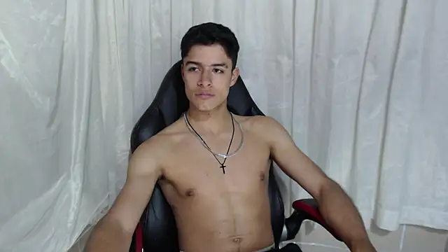 Snapshot of jacobbiker chatting on November 25, 4:56 am jacobbiker online show from November 25, 4:56 am