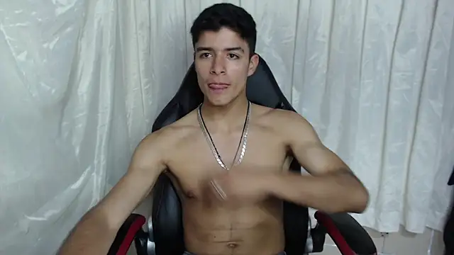 Snapshot of jacobbiker chatting on November 26, 4:46 am jacobbiker online show from November 26, 4:46 am