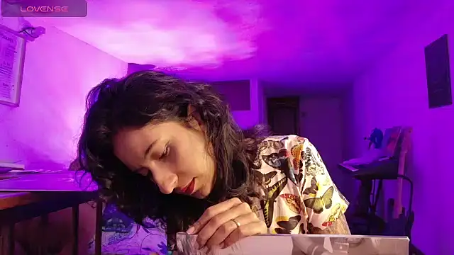 atenea dragon   online show from December 3, 2:19 am