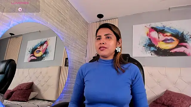 scarletbaker  online show from October 2, 7:10 pm