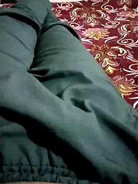 Snapshot of hunk28_6 chatting on October 24, 6:37 pm hunk28 6 online show from October 24, 6:37 pm