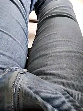 Snapshot of hunk28_6 chatting on October 26, 7:03 am hunk28 6 online show from October 26, 7:03 am