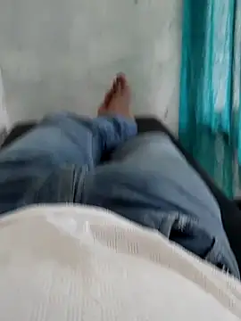 Snapshot of hunk28_6 chatting on October 29, 9:44 am hunk28 6 online show from October 29, 9:44 am