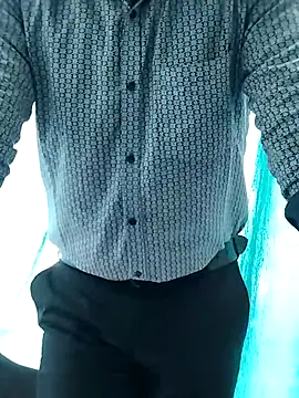 Snapshot of hunk28_6 chatting on November 12, 5:41 am hunk28 6 online show from November 12, 5:41 am