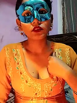 Snapshot of hunk28_6 chatting on January 6, 4:43 pm hunk28 6 online show from January 6, 4:43 pm