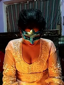 Snapshot of hunk28_6 chatting on January 7, 4:53 pm hunk28 6 online show from January 7, 4:53 pm