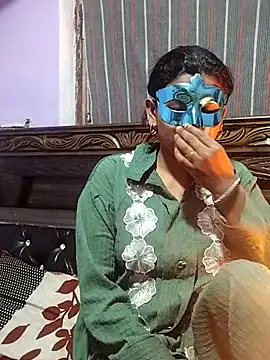 Snapshot of hunk28_6 chatting on February 7, 5:27 pm hunk28 6 online show from February 7, 5:27 pm