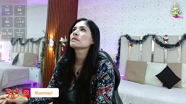 Snapshot of BLUE_TAY1 chatting on November 24, 11:54 am BLUE TAY1 online show from November 24, 11:54 am