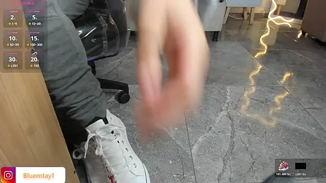 BLUE TAY1 online show from March 5, 11:39 am