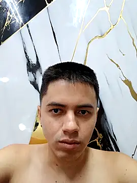 Snapshot of andresSalasSS chatting on October 15, 11:43 am andresSalasSS online show from October 15, 11:43 am