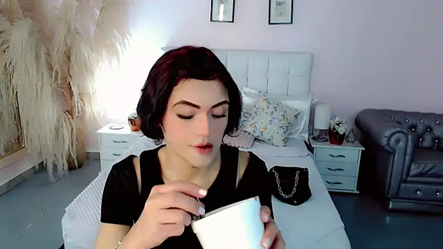 nathalialoes1 online show from November 30, 7:07 pm