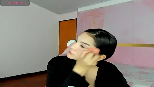 Snapshot of milk_candy18 chatting on October 14, 12:28 pm milk candy18 online show from October 14, 12:28 pm