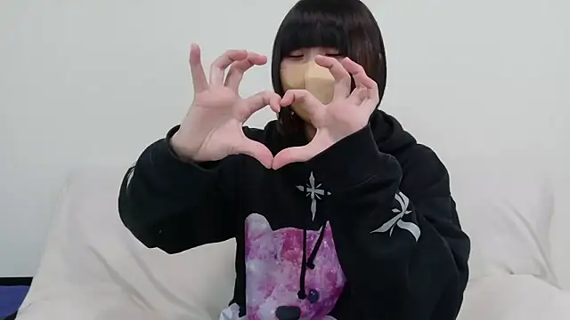 Snapshot of HARU_ooo000_LOVE chatting on December 19, 10:44 am HARU ooo000 LOVE online show from December 19, 10:44 am