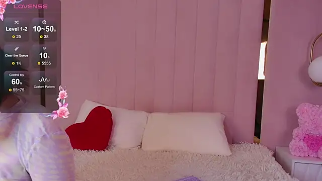 Snapshot of Miranda_Kerry chatting on November 28, 6:27 am Miranda Kerry online show from November 28, 6:27 am