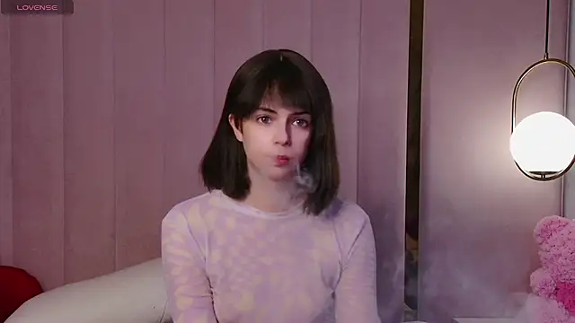 Snapshot of Miranda_Kerry chatting on December 2, 6:19 am Miranda Kerry online show from December 2, 6:19 am