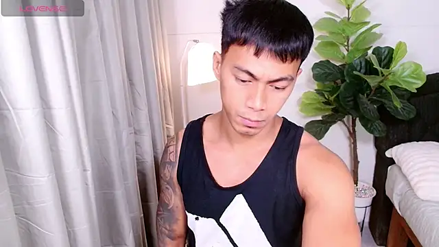 PinooyMilker online show from July 12, 11:56 am