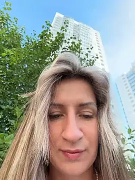 Snapshot of EvvaMur chatting on July 13, 2:47 am EvvaMur online show from July 13, 2:47 am