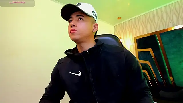 Draven Marceaux online show from September 18, 11:45 am