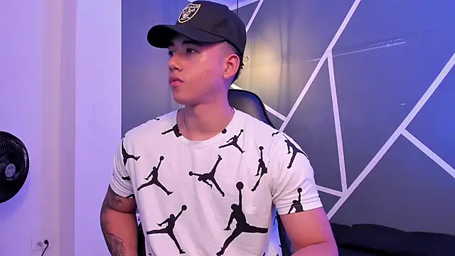 Draven Marceaux online show from February 13, 11:28 am