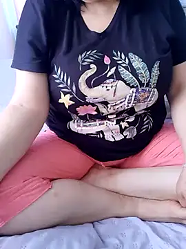 Snapshot of zerdaliii chatting on May 22, 2:44 pm zerdaliii online show from May 22, 2:44 pm