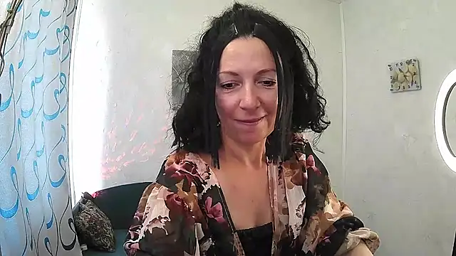 Snapshot of ValleriWind chatting on July 16, 12:22 pm ValleriWind online show from July 16, 12:22 pm