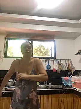 Snapshot of wildpussycat69 chatting on November 28, 4:04 am wildpussycat69 online show from November 28, 4:04 am