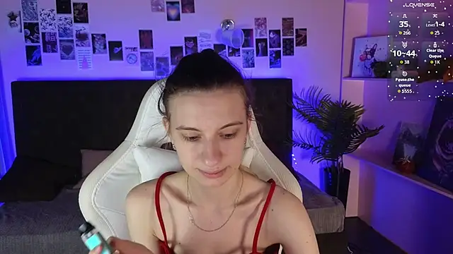 kaleriyaa  online show from February 13, 1:45 am