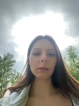 kittyCarrol online show from June 6, 11:59 am
