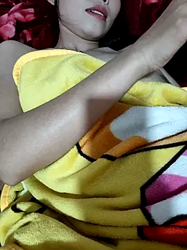 Snapshot of Ingrid428 chatting on April 3, 7:56 pm Ingrid428 online show from April 3, 7:56 pm