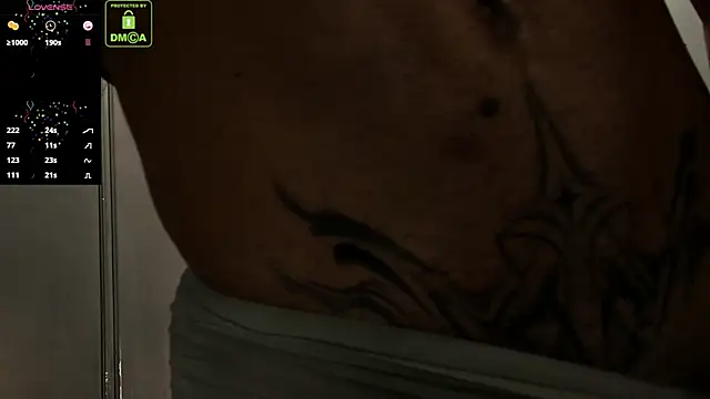 Snapshot of OliverSport chatting on November 12, 3:45 pm OliverSport online show from November 12, 3:45 pm