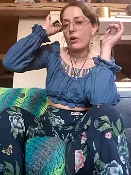 Snapshot of marijacucu chatting on June 28, 1:39 pm marijacucu online show from June 28, 1:39 pm