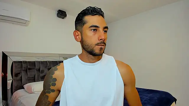 MARC THOMPSON  online show from October 25, 12:07 am