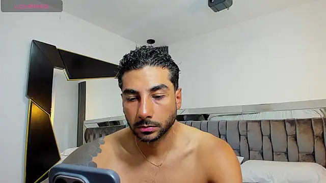 MARC THOMPSON  online show from November 23, 9:36 pm