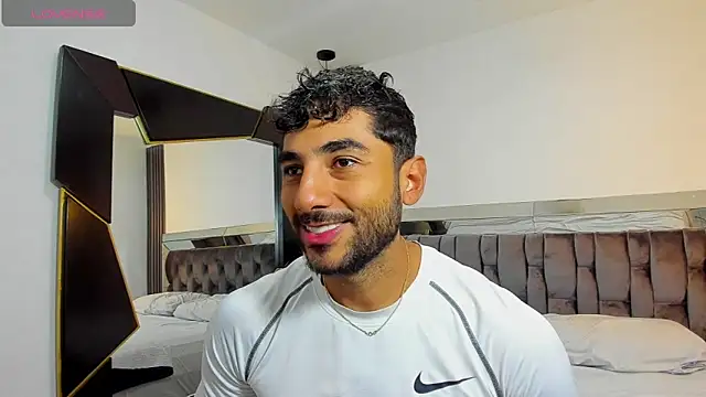 MARC THOMPSON  online show from November 27, 3:03 pm