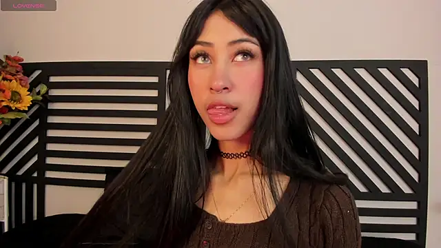 Snapshot of princess_ivy_ chatting on September 23, 1:58 pm princess ivy online show from September 23, 1:58 pm