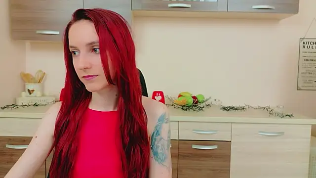 Snapshot of Julia_Jae chatting on May 18, 5:57 am Julia Jae online show from May 18, 5:57 am