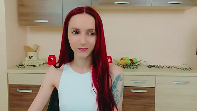 Snapshot of Julia_Jae chatting on June 6, 4:17 am Julia Jae online show from June 6, 4:17 am