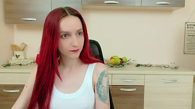 Snapshot of Julia_Jae chatting on July 14, 4:39 am Julia Jae online show from July 14, 4:39 am