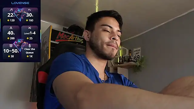 Snapshot of Bastian_MCcormick chatting on November 5, 12:38 pm Bastian MCcormick online show from November 5, 12:38 pm