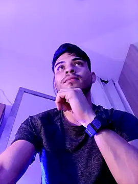 Snapshot of Bastian_MCcormick chatting on November 23, 6:41 pm Bastian MCcormick online show from November 23, 6:41 pm