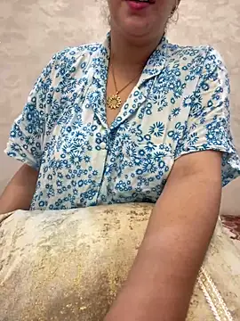 Snapshot of Bold-arabic-vibes chatting on November 17, 9:26 am Bold-arabic-vibes online show from November 17, 9:26 am