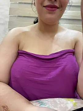 Snapshot of Bold-arabic-vibes chatting on February 12, 6:36 pm Bold-arabic-vibes online show from February 12, 6:36 pm