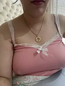 Bold-arabic-vibes online show from May 13, 1:41 pm