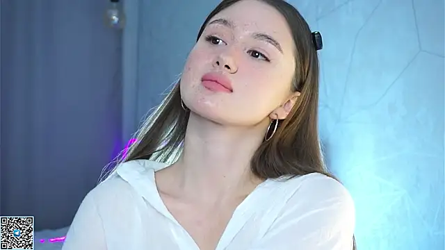 Snapshot of vvillywonka chatting on November 12, 1:39 am vvillywonka online show from November 12, 1:39 am