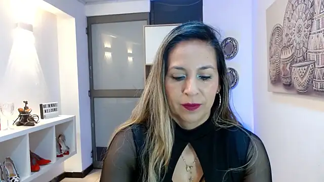 DianaPearls online show from May 19, 10:43 am